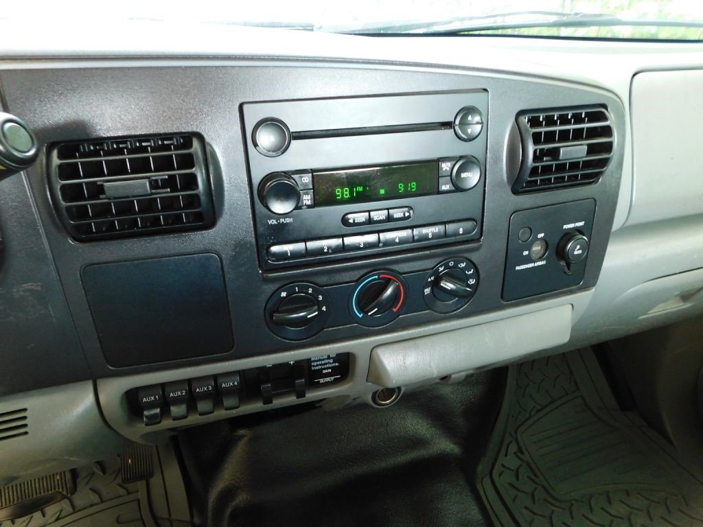 Ford F-550 Regular Cab 2WD DRW 2007