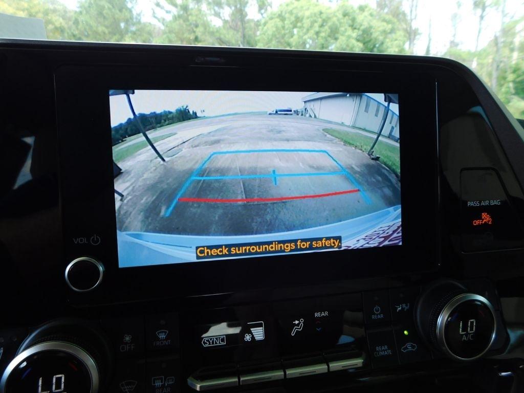Toyota Highlander Hybrid XLE AWD 2023