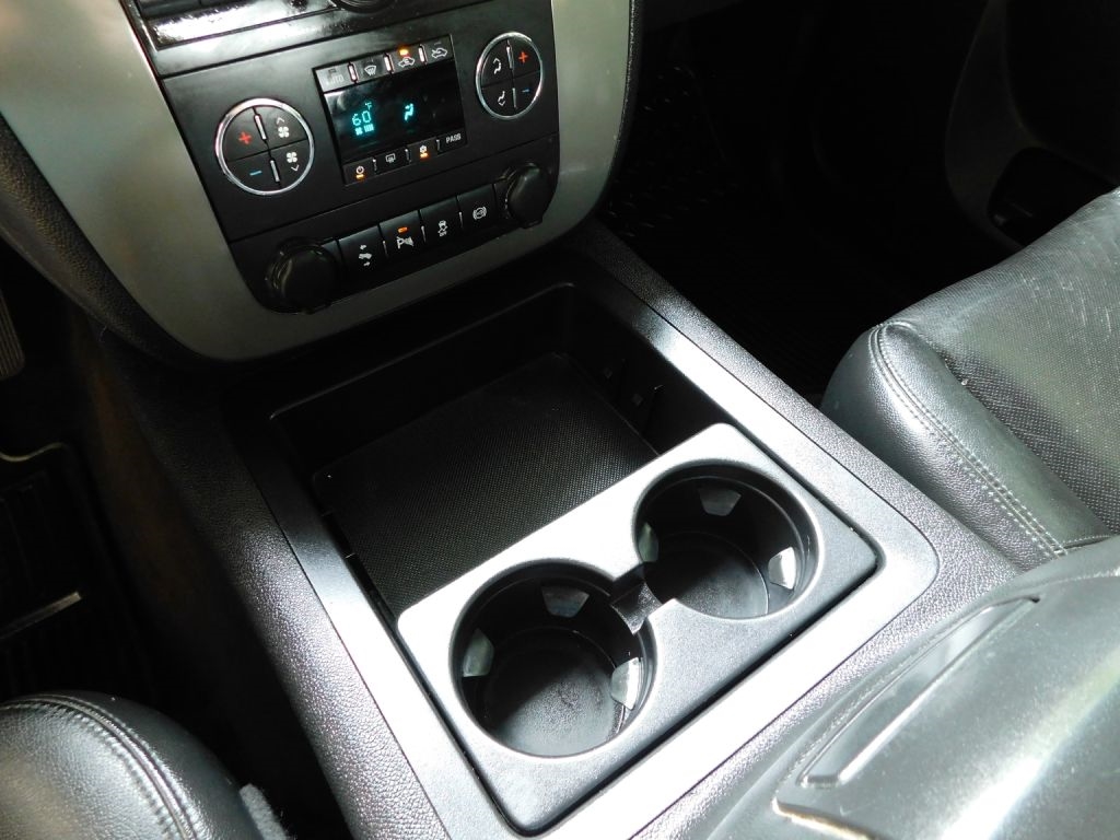 GMC Sierra 2500HD SLT Crew Cab 4WD 2012 GMC Sierra 2500HD SLT Crew Cab 4WD 2012