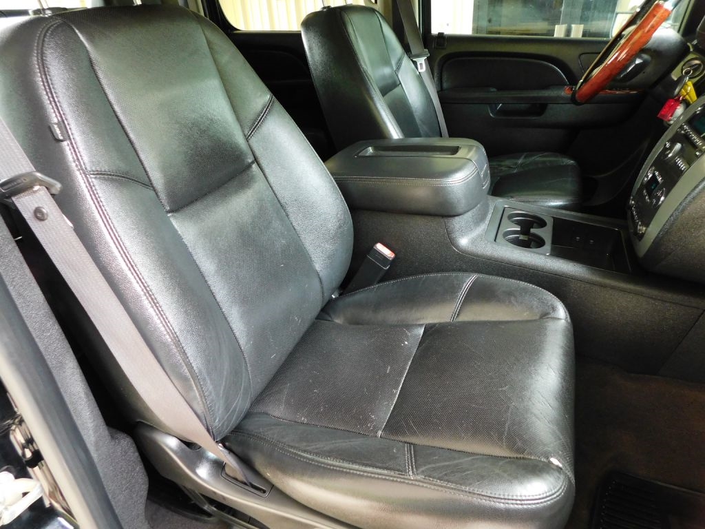 GMC Sierra 2500HD SLT Crew Cab 4WD 2012 GMC Sierra 2500HD SLT Crew Cab 4WD 2012