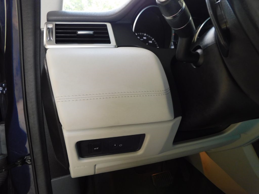 Land Rover Discovery Sport SE 2017 Land Rover Discovery Sport SE 2017