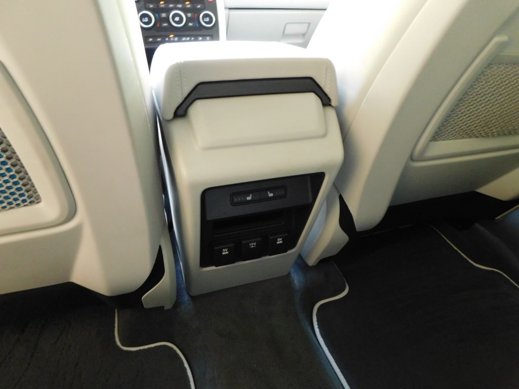 Land Rover Discovery Sport SE 2017 Land Rover Discovery Sport SE 2017
