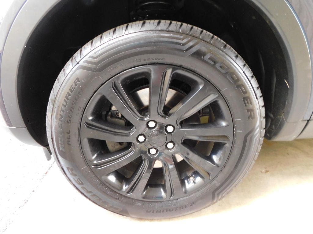Land Rover Discovery Sport SE 2017 Land Rover Discovery Sport SE 2017