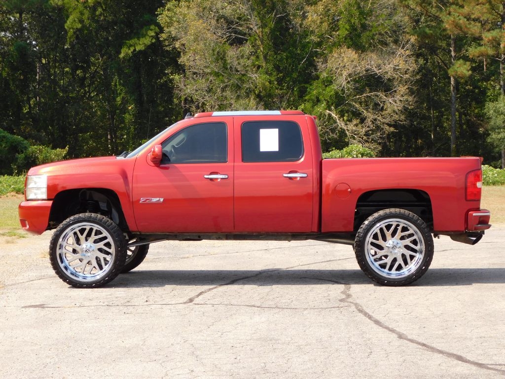 Chevrolet Silverado 1500 LTZ Crew Cab 4WD 2009 Chevrolet Silverado 1500 LTZ Crew Cab 4WD 2009