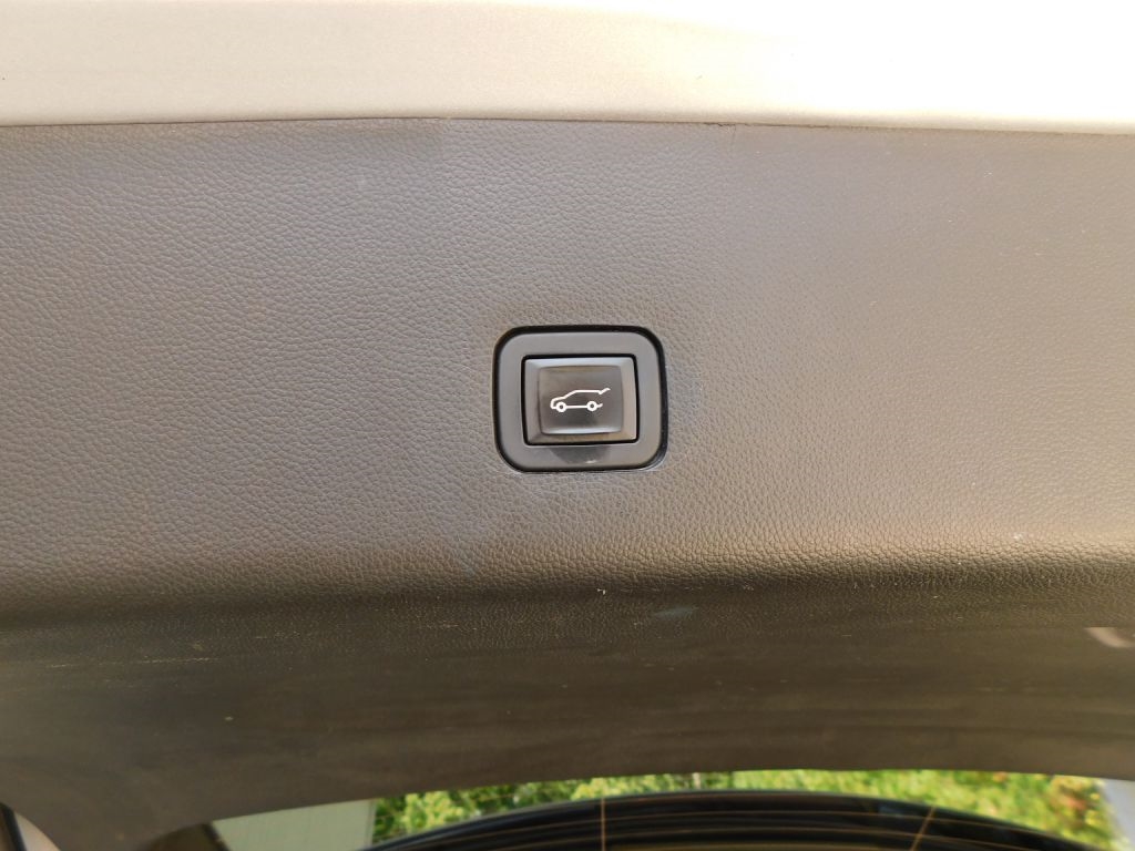 Chevrolet Traverse LT Leather FWD 2020