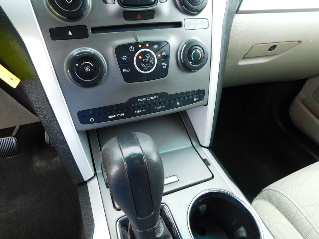 Ford Explorer Base 4WD 2015 Ford Explorer Base 4WD 2015