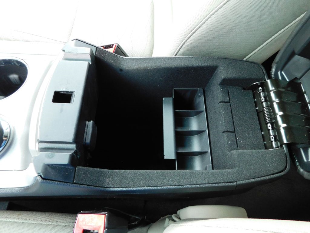 Ford Explorer Base 4WD 2015 Ford Explorer Base 4WD 2015