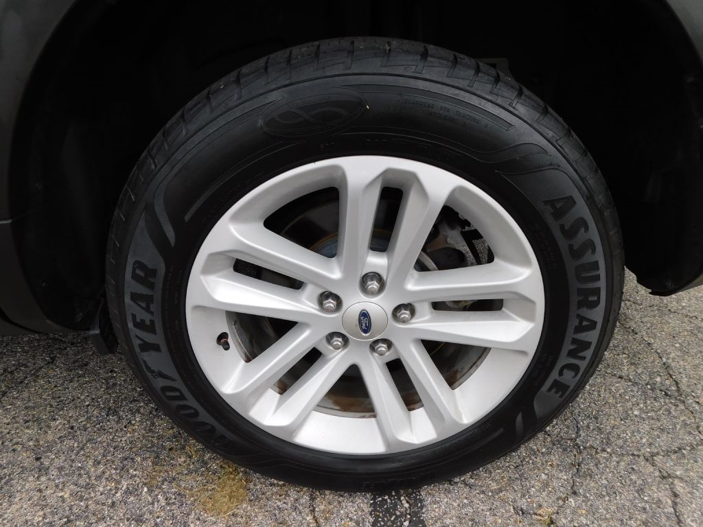 Ford Explorer Base 4WD 2015 Ford Explorer Base 4WD 2015