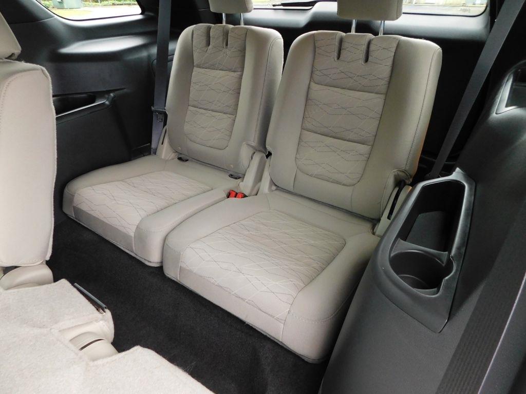 Ford Explorer Base 4WD 2015