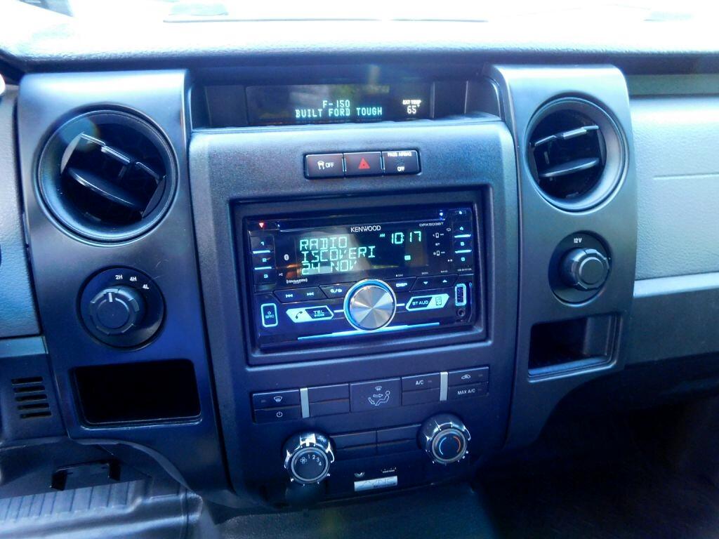 Ford F-150 XL SuperCrew 4WD 2013