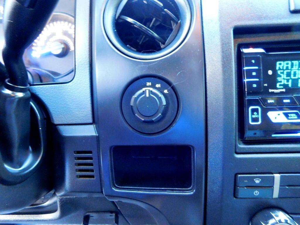 Ford F-150 XL SuperCrew 4WD 2013