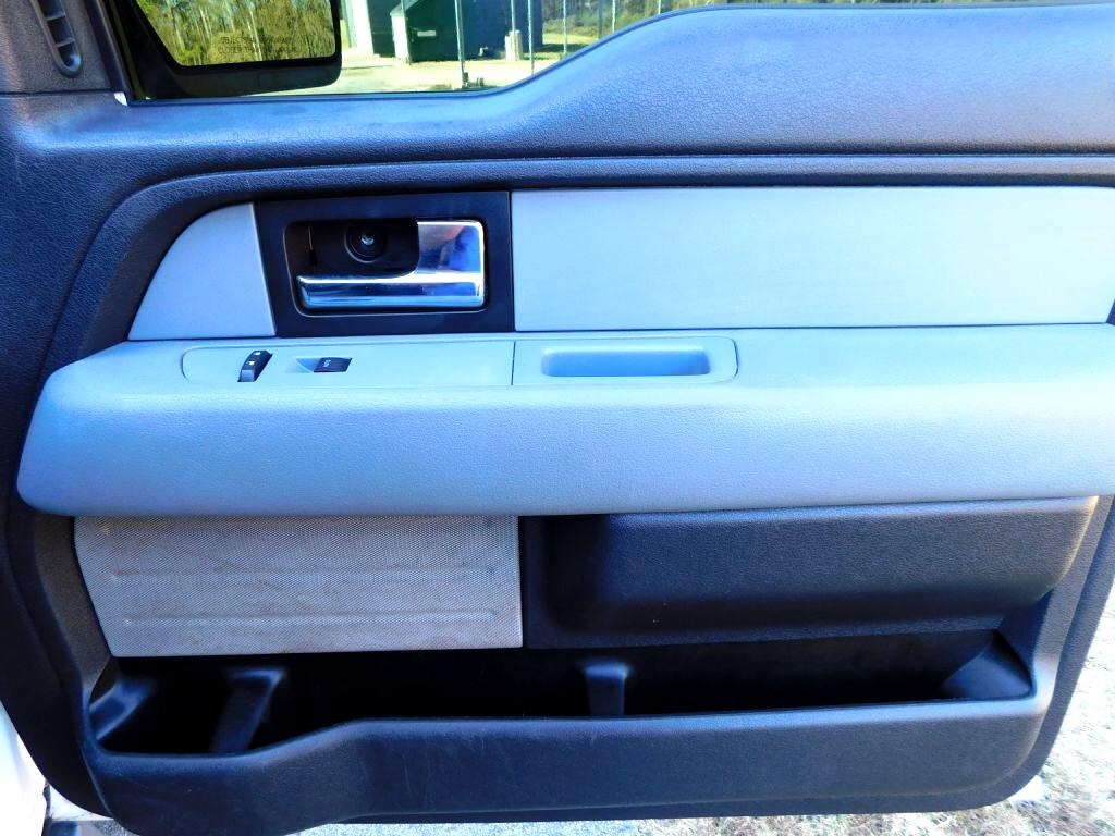 Ford F-150 XL SuperCrew 4WD 2013