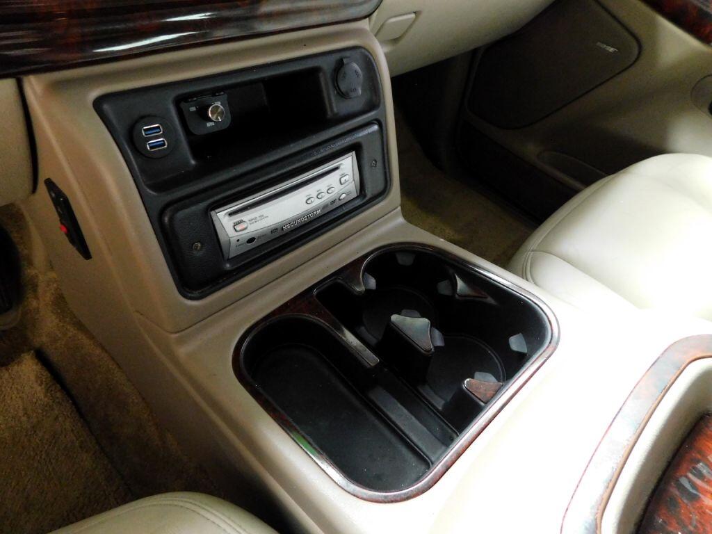 GMC Yukon SLT 4WD 2003