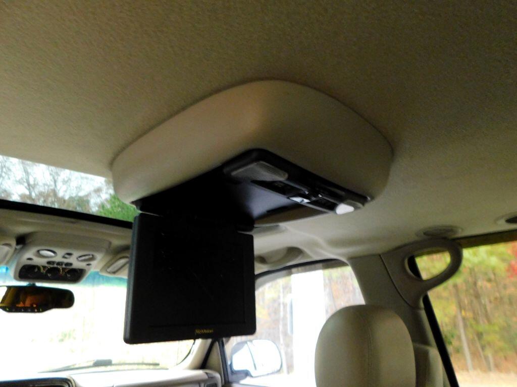 GMC Yukon SLT 4WD 2003