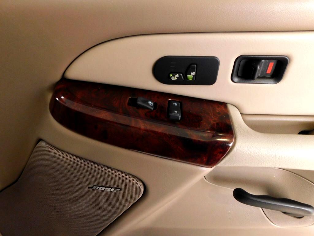 GMC Yukon SLT 4WD 2003