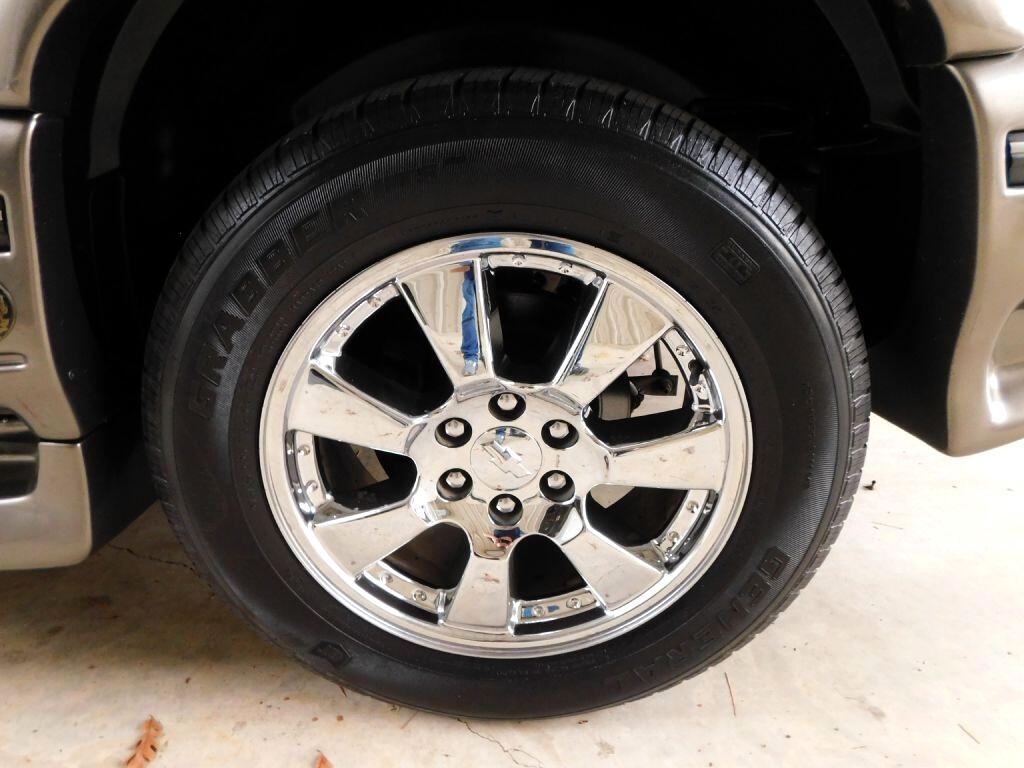 GMC Yukon SLT 4WD 2003