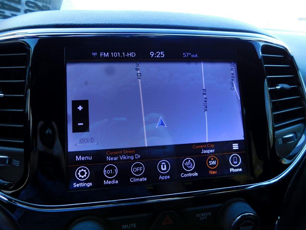 Jeep Grand Cherokee Laredo 2019