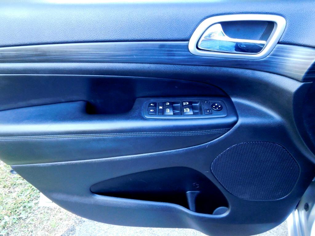 Jeep Grand Cherokee Laredo 2019