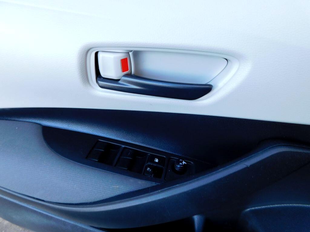 Toyota Corolla LE 2022