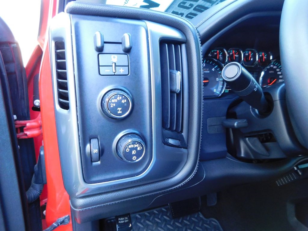 Chevrolet Silverado 1500 LTZ Crew Cab 4WD 2015