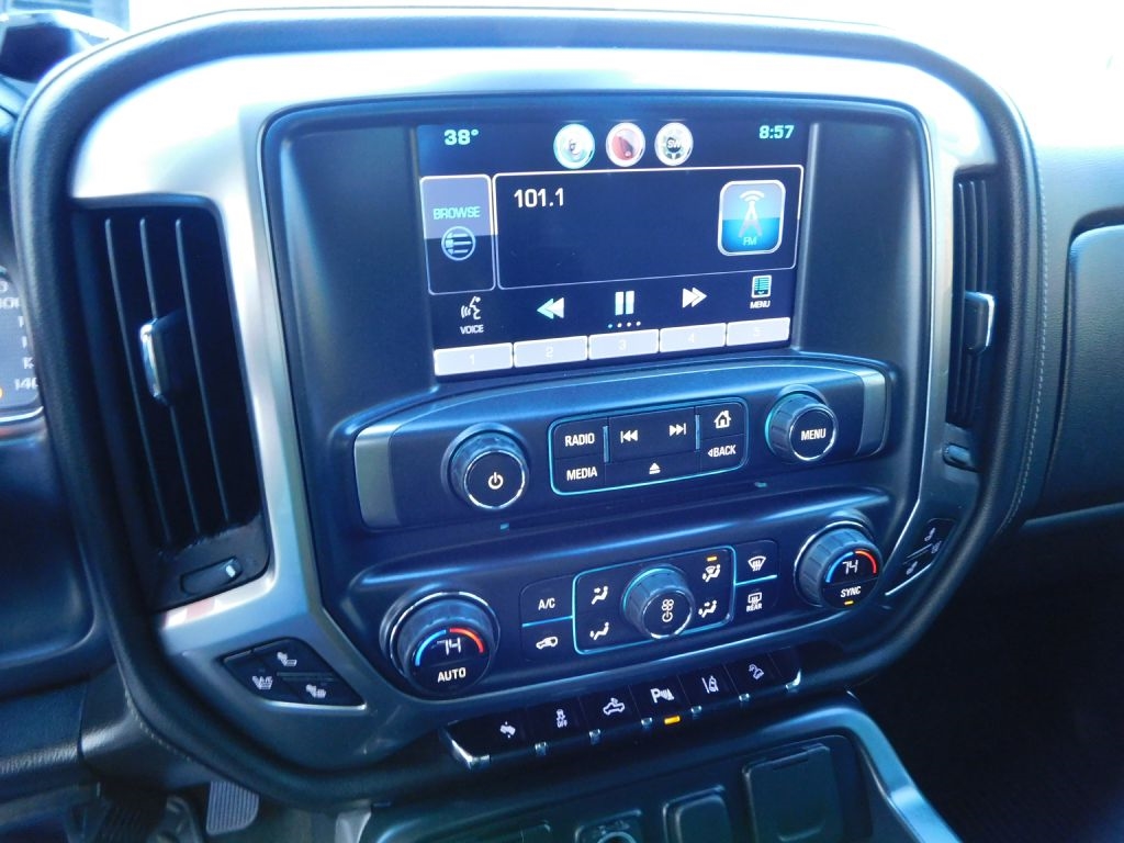 Chevrolet Silverado 1500 LTZ Crew Cab 4WD 2015