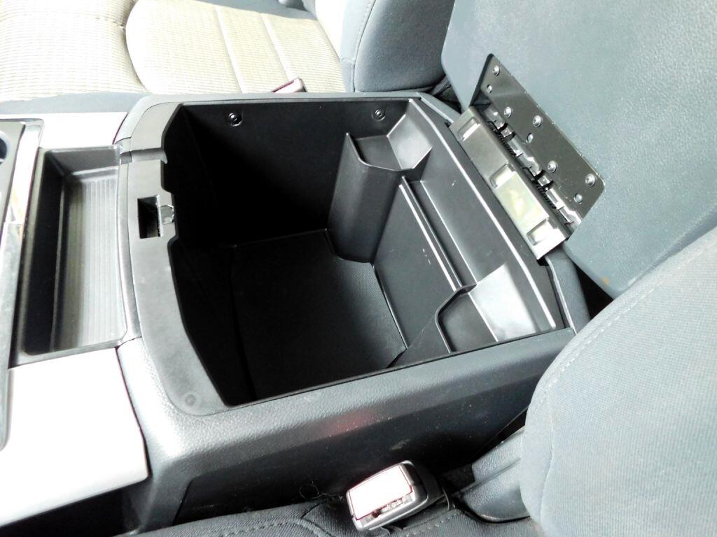 RAM 1500 SLT Crew Cab 2012