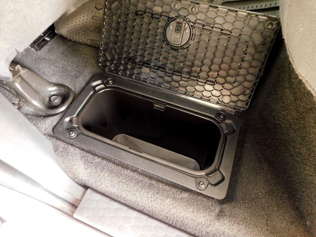 RAM 1500 SLT Crew Cab 2012