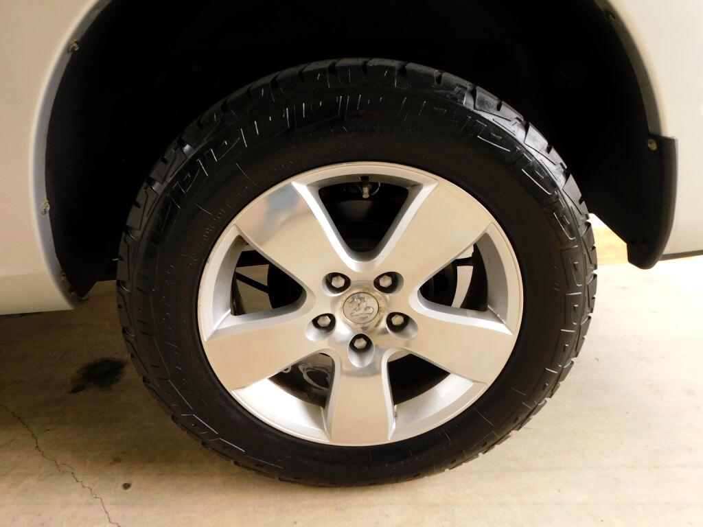 RAM 1500 SLT Crew Cab 2012