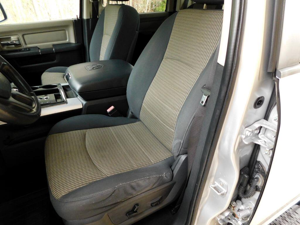 RAM 1500 SLT Crew Cab 2012