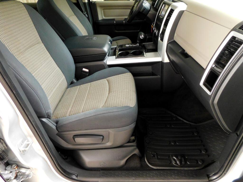 RAM 1500 SLT Crew Cab 2012