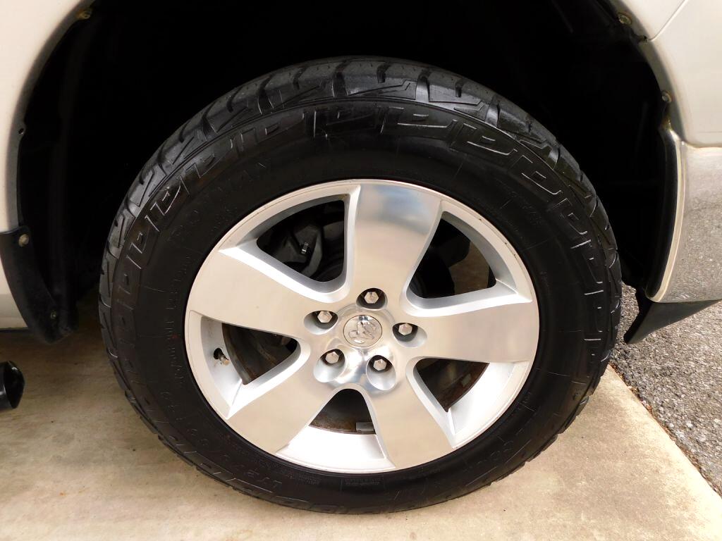 RAM 1500 SLT Crew Cab 2012