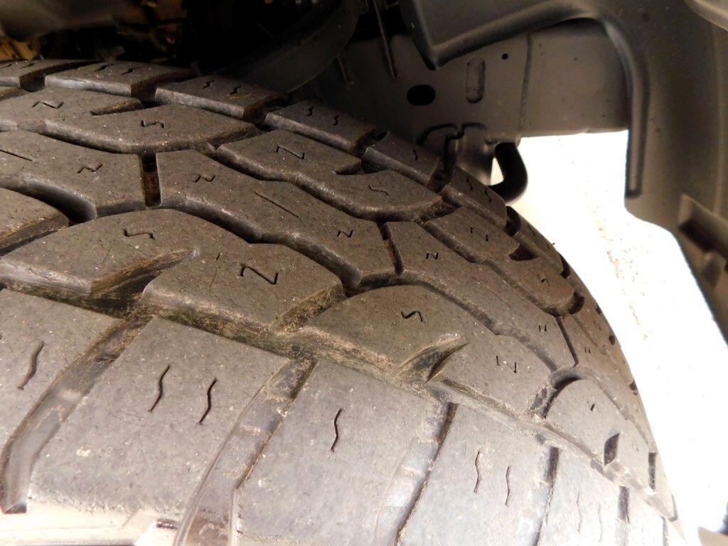 RAM 1500 SLT Crew Cab 2012