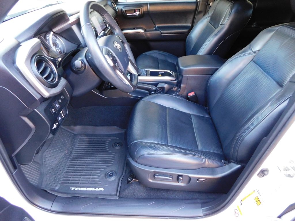 Toyota Tacoma Limited Double Cab V6 6AT 4WD 2020