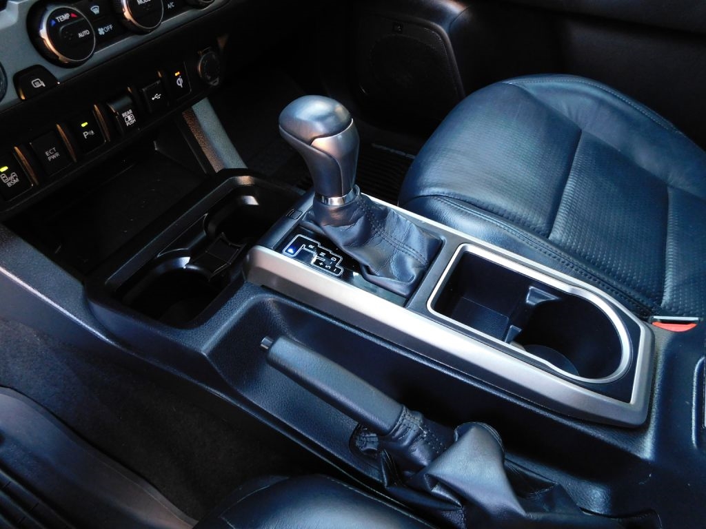 Toyota Tacoma Limited Double Cab V6 6AT 4WD 2020