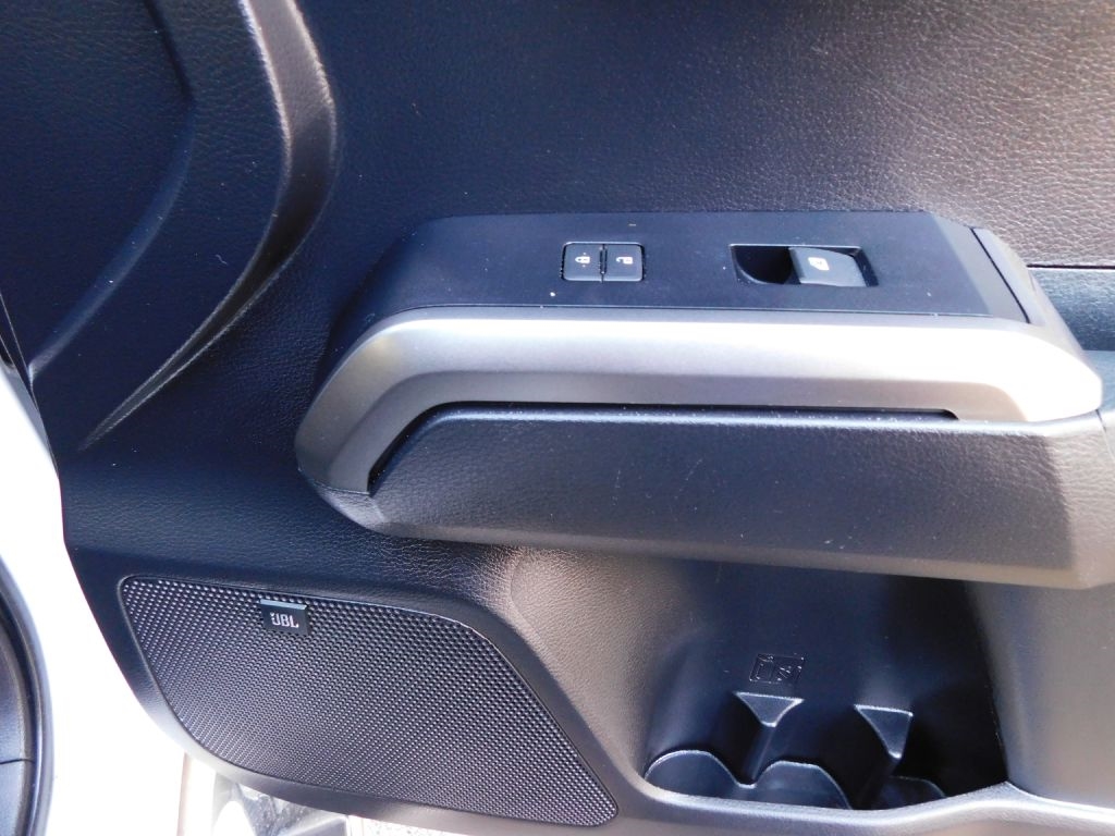 Toyota Tacoma Limited Double Cab V6 6AT 4WD 2020