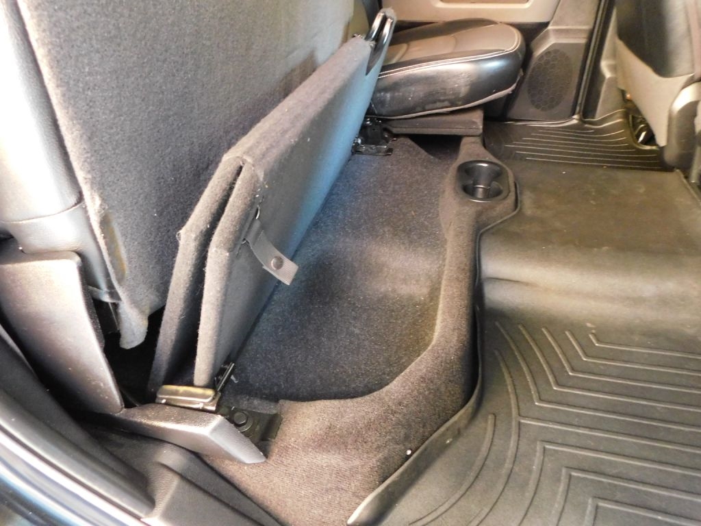 RAM 1500 SLT Crew Cab SWB 4WD 2016