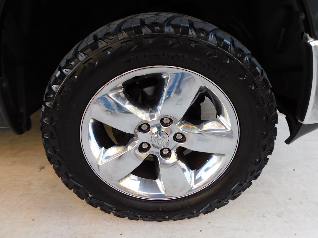 RAM 1500 SLT Crew Cab SWB 4WD 2016