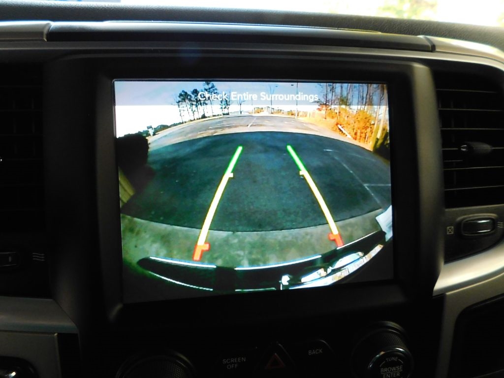 RAM 1500 SLT Crew Cab SWB 4WD 2016