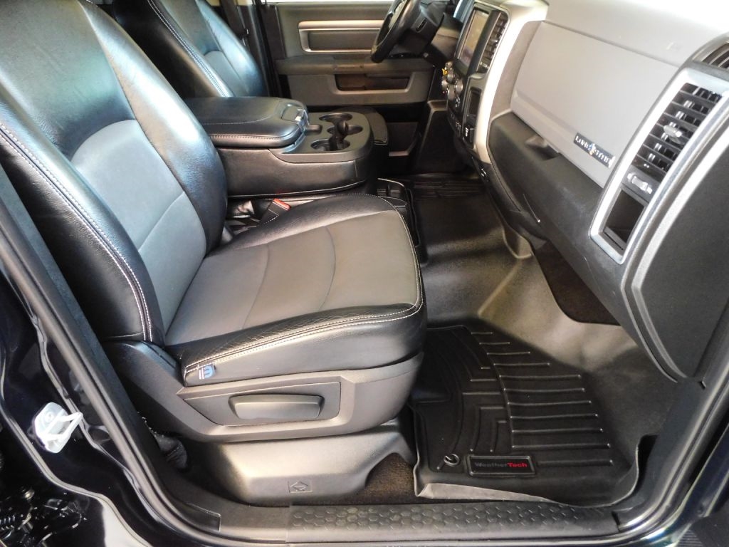 RAM 1500 SLT Crew Cab SWB 4WD 2016