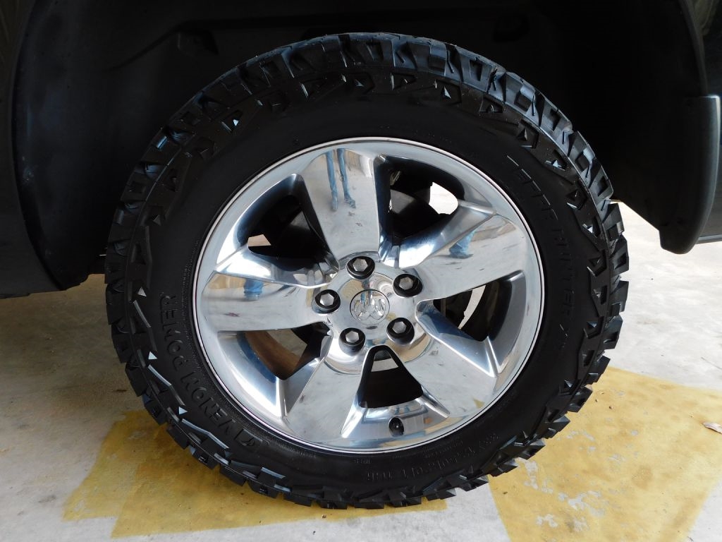 RAM 1500 SLT Crew Cab SWB 4WD 2016