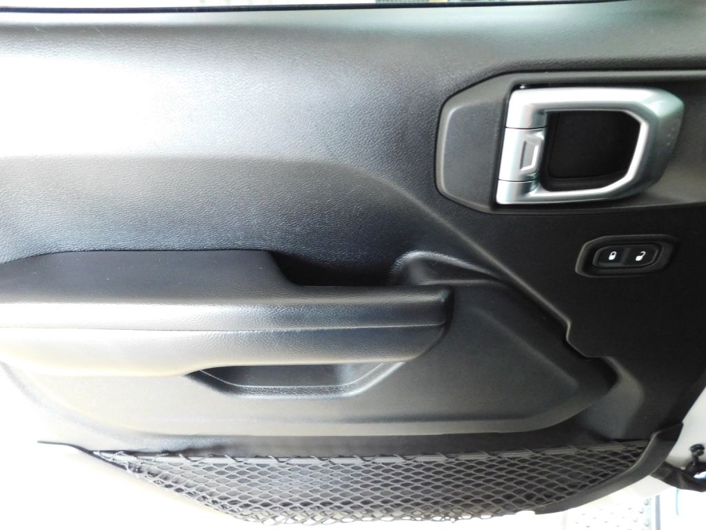 Jeep Wrangler Unlimited Sport 2018