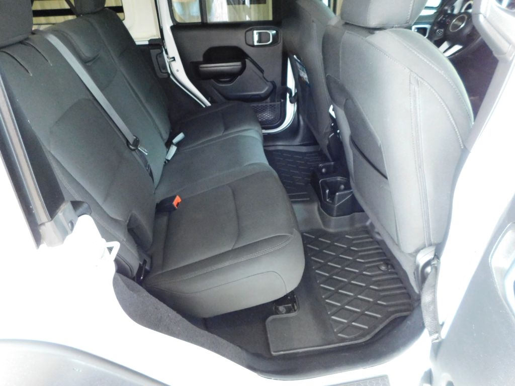 Jeep Wrangler Unlimited Sport 2018