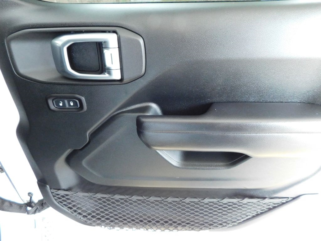 Jeep Wrangler Unlimited Sport 2018