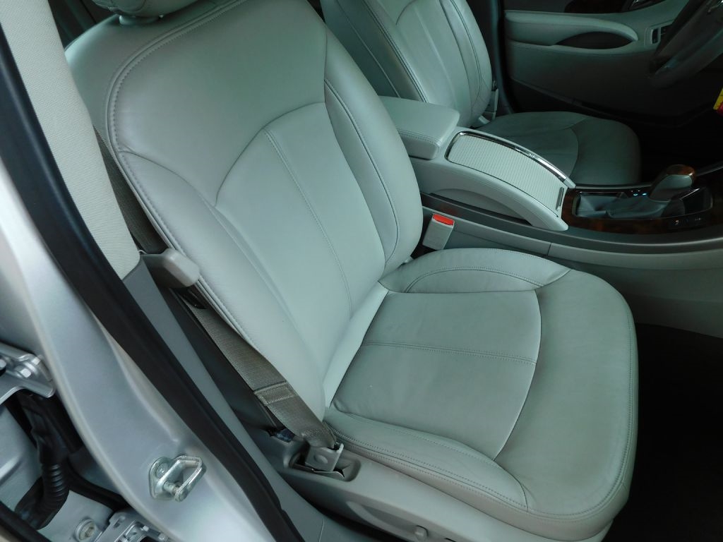 Buick LaCrosse Premium Package 1, w/Leather 2012