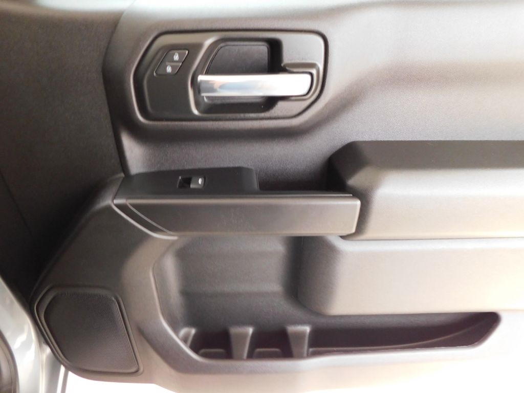 Chevrolet Silverado 1500 LT Reg Cab 4WD 2024