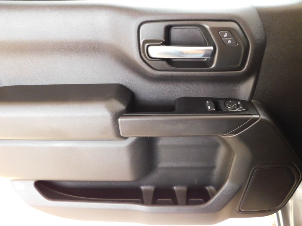 Chevrolet Silverado 1500 LT Reg Cab 4WD 2024