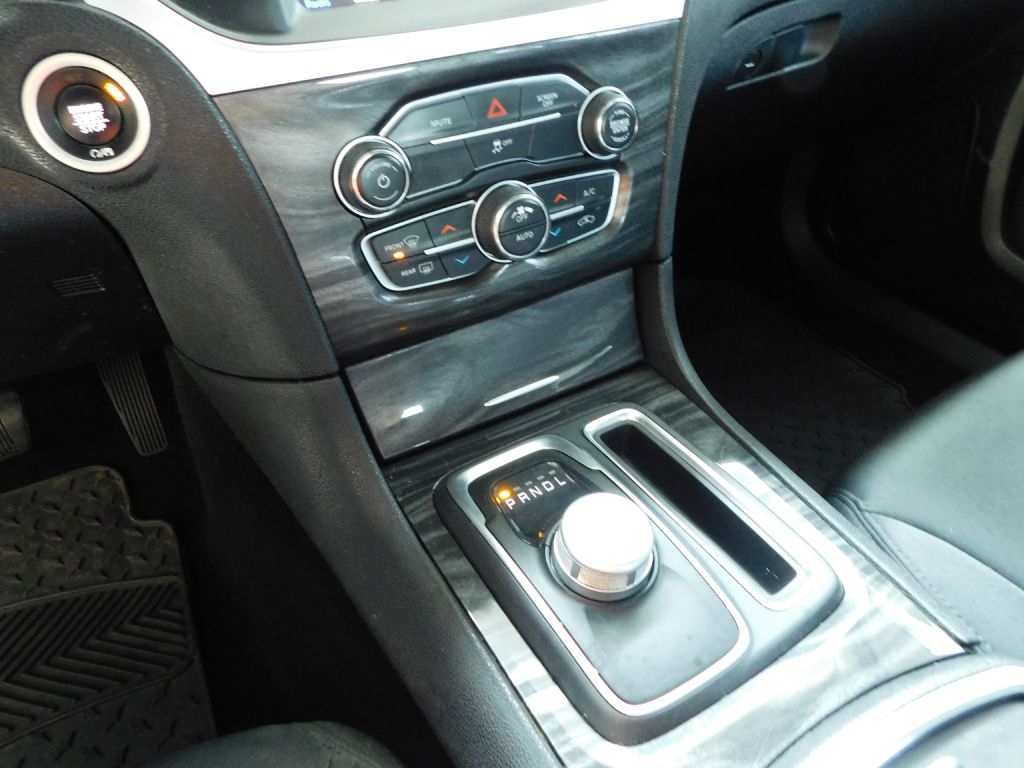 Chrysler 300 Touring 2019