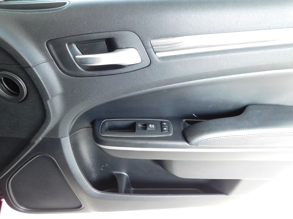 Chrysler 300 Touring 2019