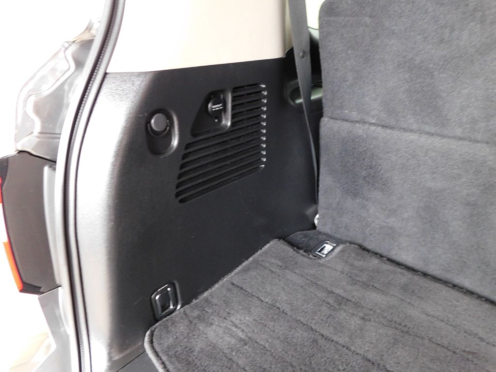 Nissan Armada SL 2WD 2021