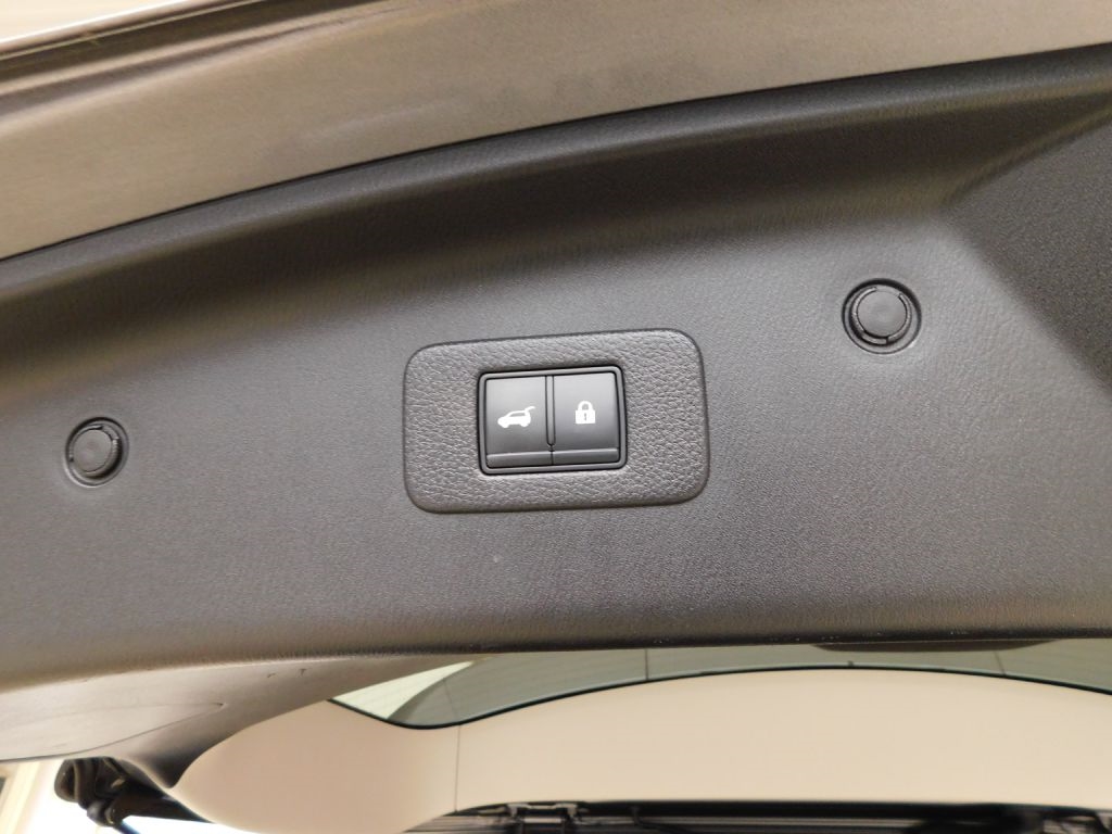 Nissan Armada SL 2WD 2021